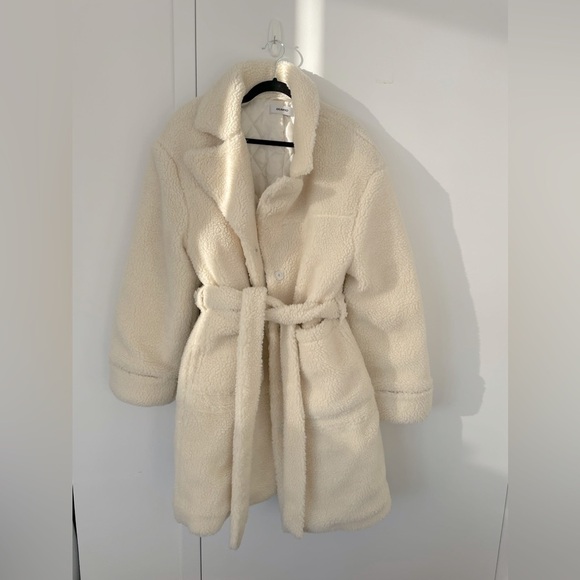 Danielle Guizio Sherpa coat in cream NWOT - Picture 3 of 6